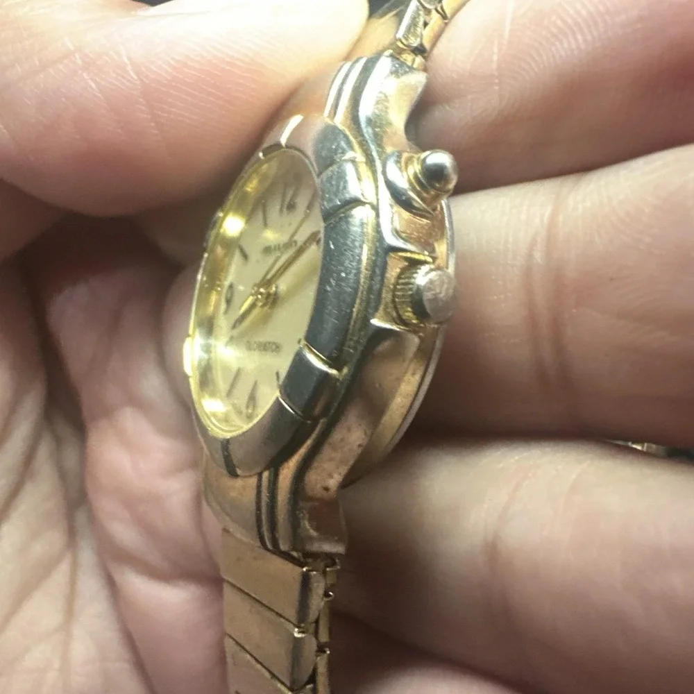 Works Vintage Milan GloWatch ladies Watch Gold‎ Tone New Battery 29mm Fit 6.5in